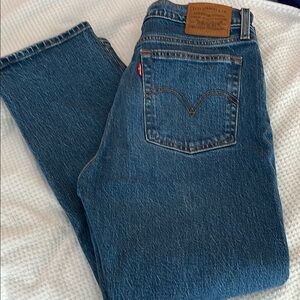 Levi's Wedgie Straight Women’s Blue Jeans size 28